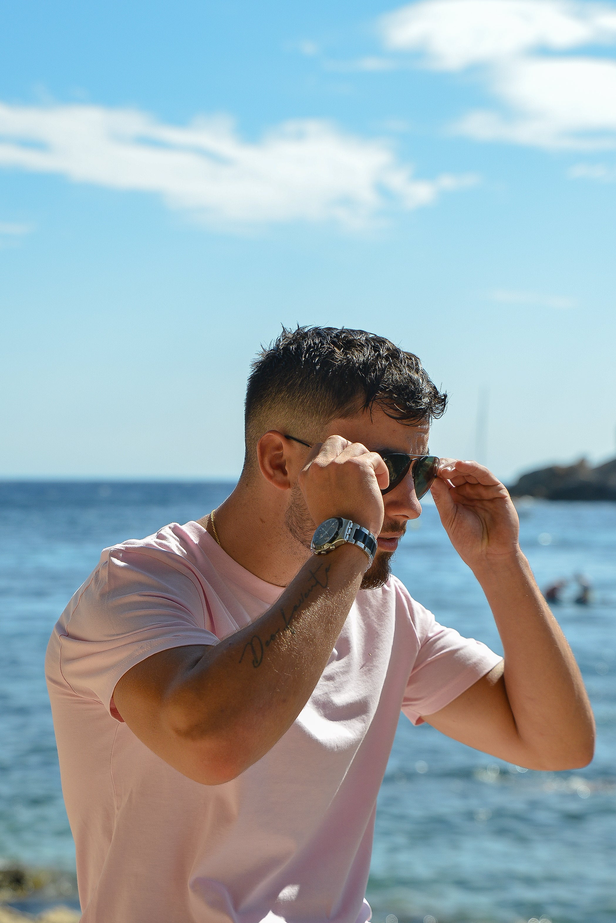 T-shirt Rose Pastel Brodé Unisexe – Bordille Marseille - photo 4 | Bordille Marseille